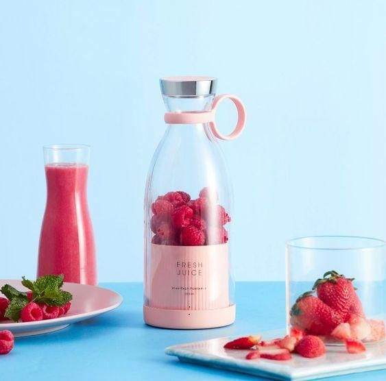 🍓 Travel Portable Mini Juice Blender (USB Rechargeable)
